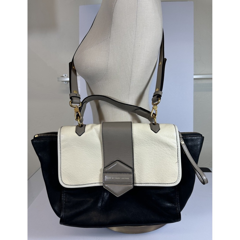 Marc By Marc Jacobs Flipping Out Lamb Leather Handbag Satchel Black Cream Taupe